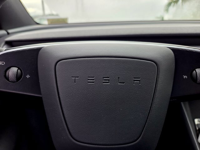 Used 2026 Tesla Model Y 2WD image 37