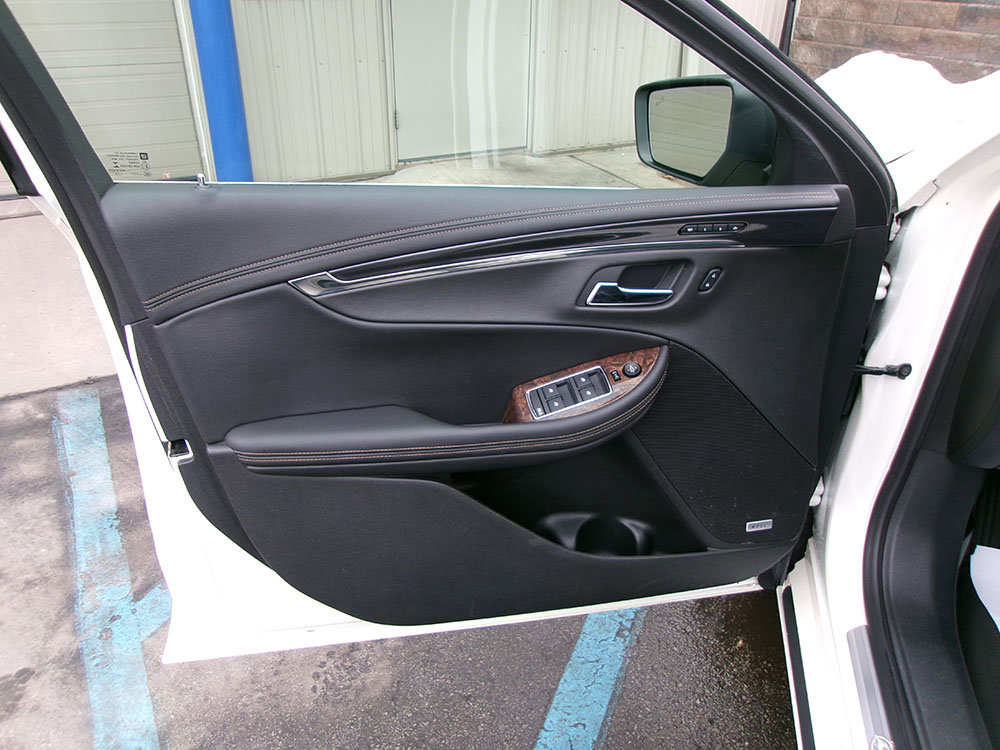 Used 2014 Chevrolet Impala LTZ image 17