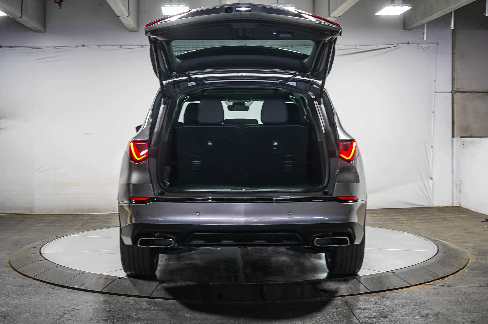 Used 2023 Acura MDX A-Spec image 29