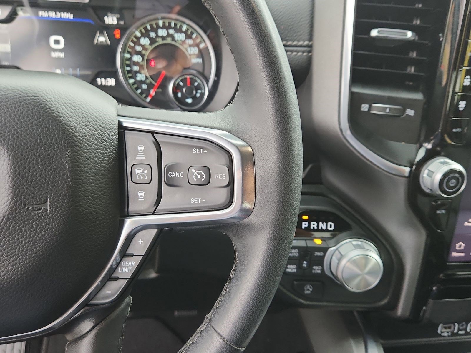 Used 2025 RAM 1500 Laramie image 24