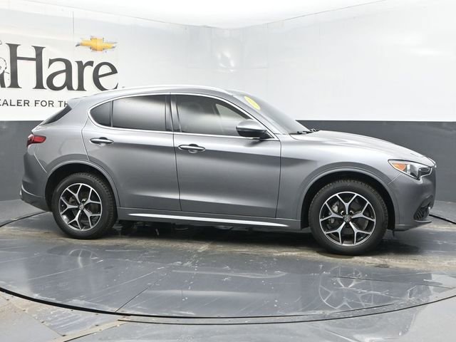 Used 2020 Alfa Romeo Stelvio Ti image 1
