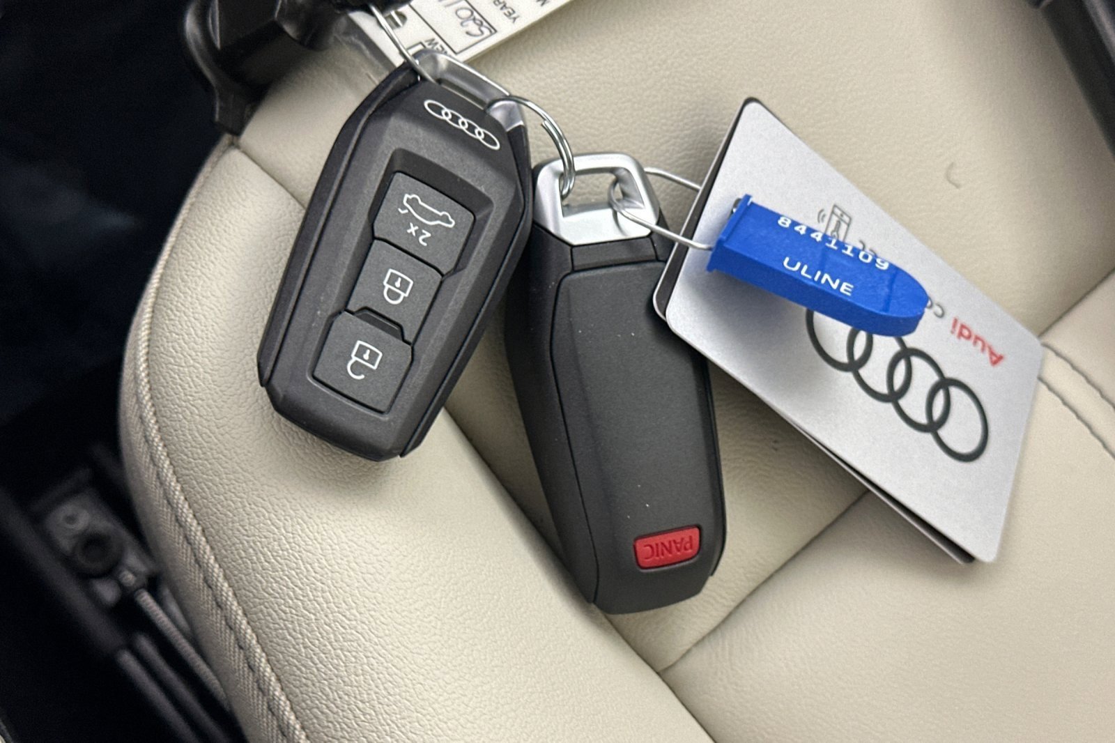 Used 2025 Audi Q5 Premium w/ Convenience Package image 24