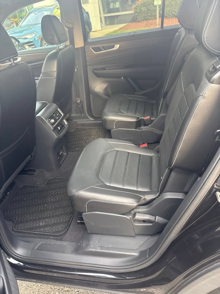 Used 2024 Volkswagen Atlas SEL AWD/4WD image 10