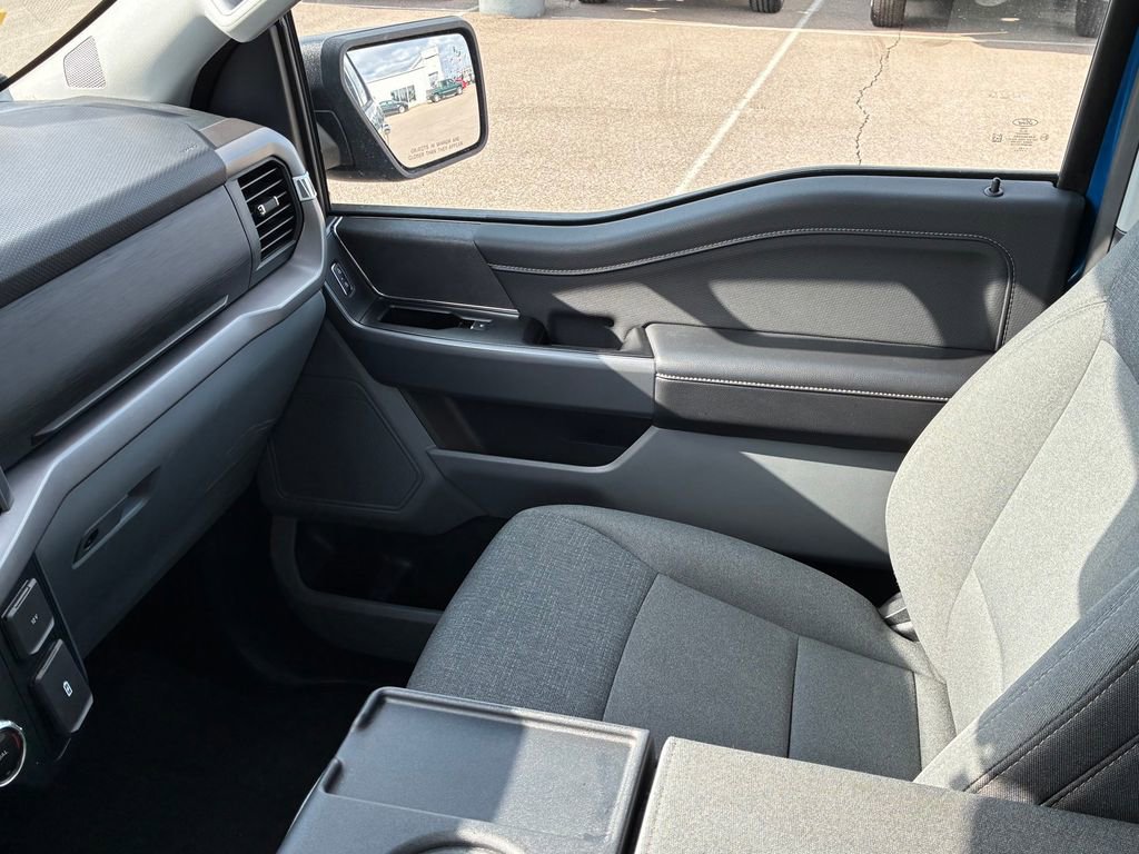 Used 2025 Ford F150 XLT w/ Equipment Group 301A Standard image 23