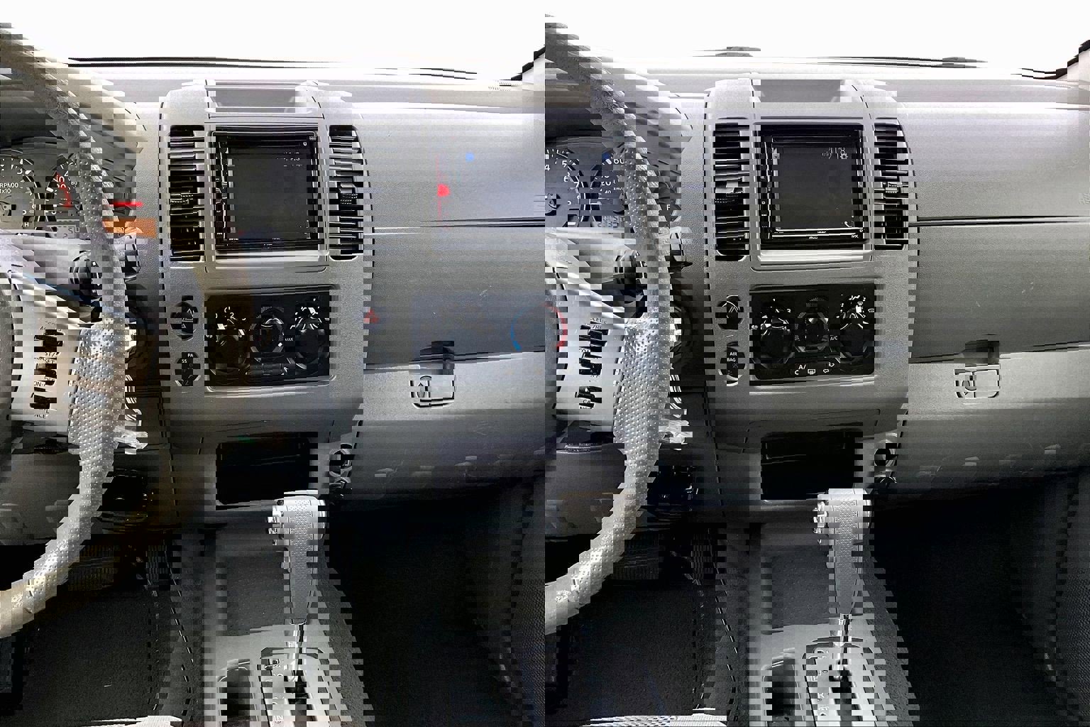 Used 2008 Nissan Frontier SE w/ SE Value Truck Pkg image 5