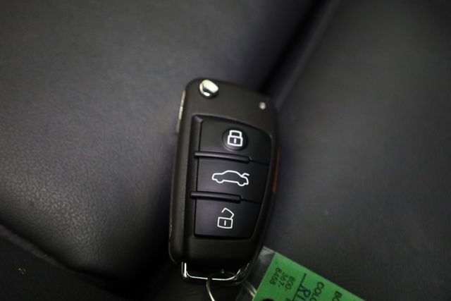 Used 2024 Audi Q3 2.0T Premium Plus image 34