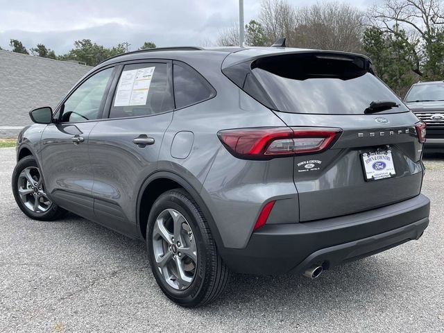 Used 2025 Ford Escape ST-Line FWD image 5