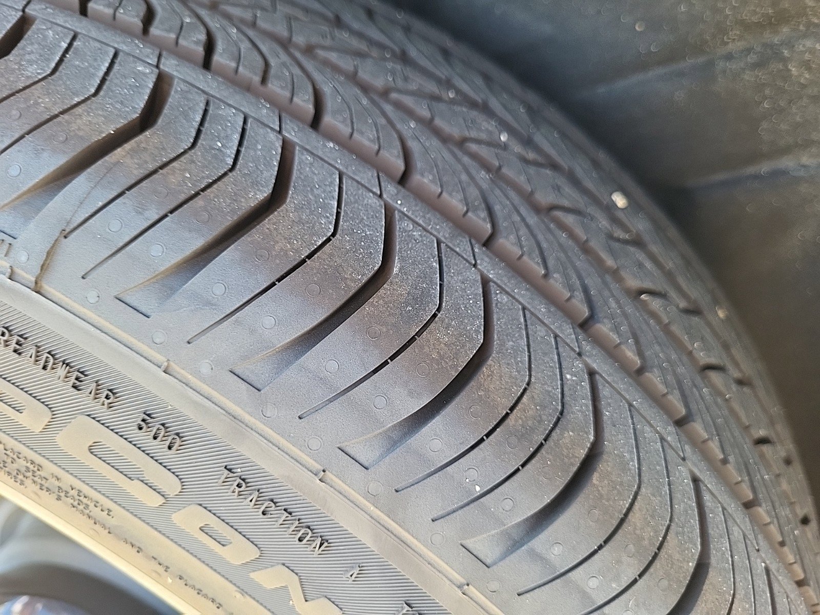 Used 2023 Buick Envision Essence w/ Sport Touring Package image 26