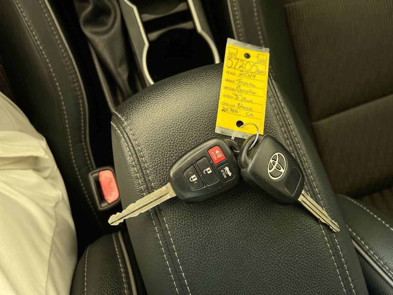 Used 2014 Toyota Corolla S FWD image 25