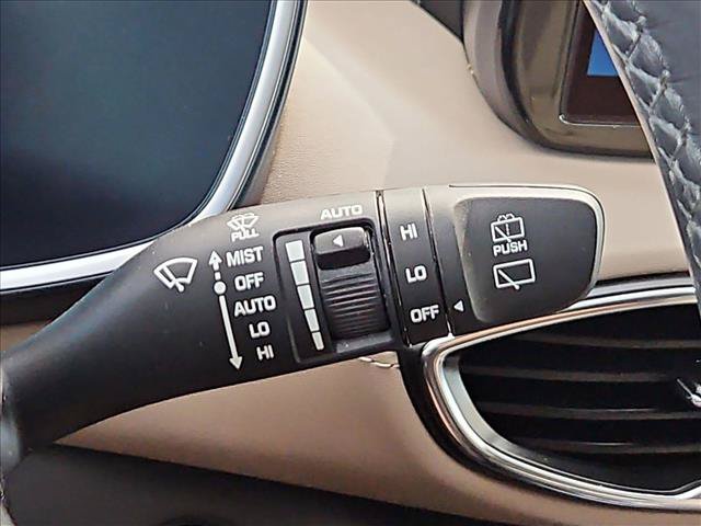 Certified 2023 Hyundai Santa Fe Limited FWD image 28