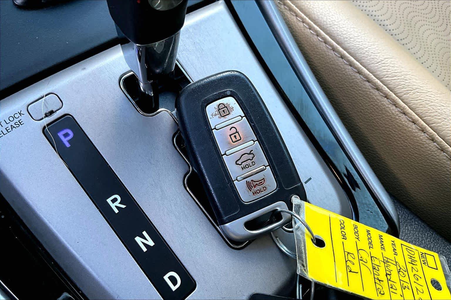 Used 2013 Hyundai Elantra Limited w/ Technology Pkg FWD image 15
