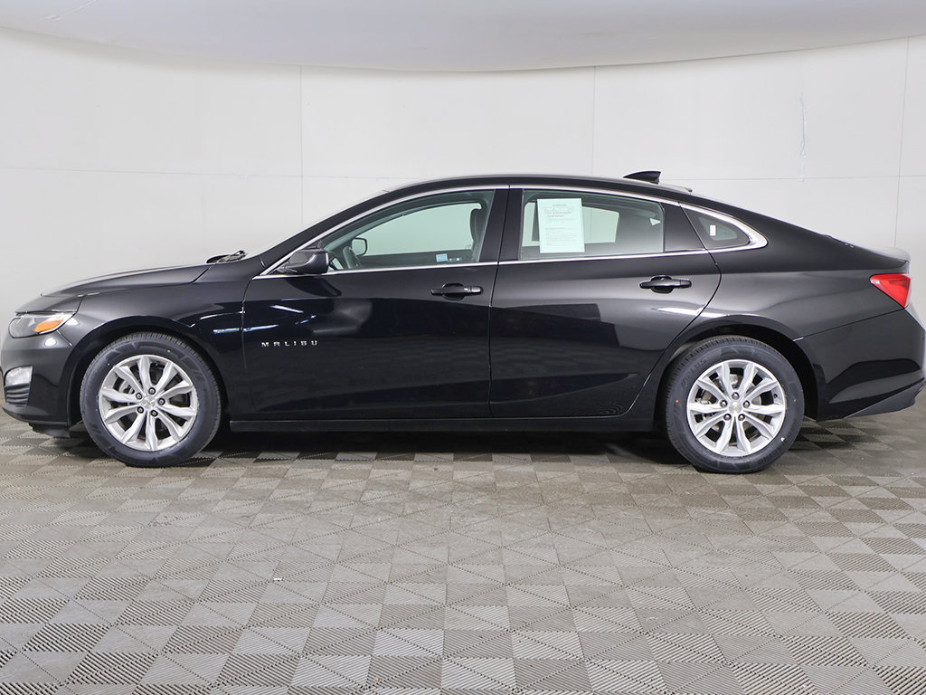 Used 2025 Chevrolet Malibu LT FWD image 16