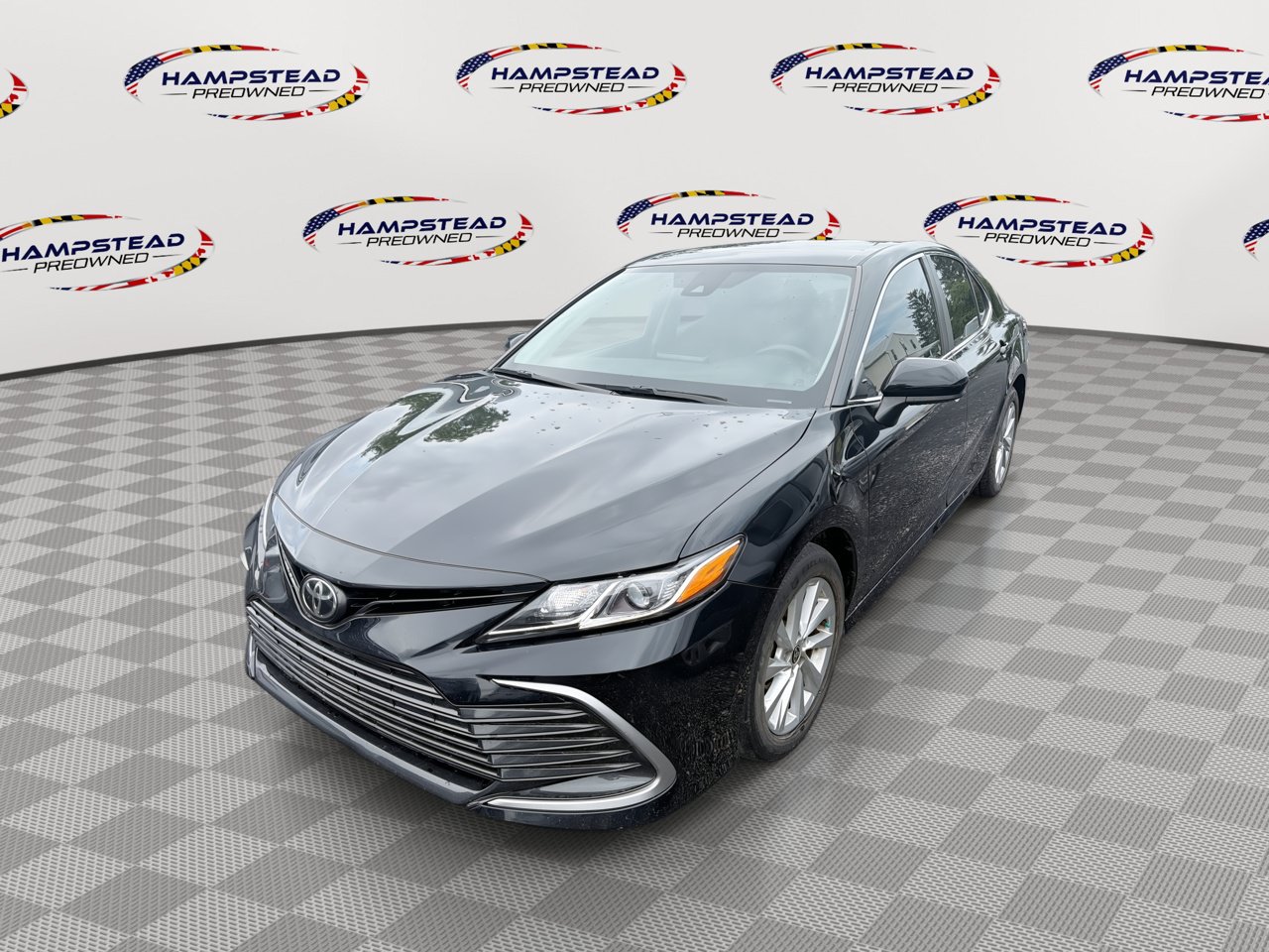 Used 2021 Toyota Camry LE FWD image 1