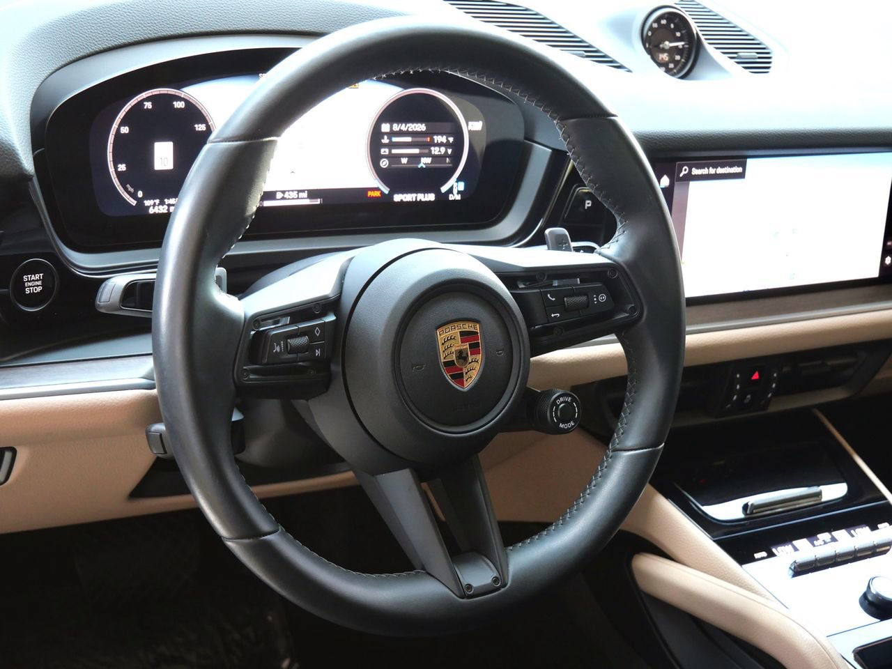 Used 2024 Porsche Cayenne Coupe AWD/4WD image 11