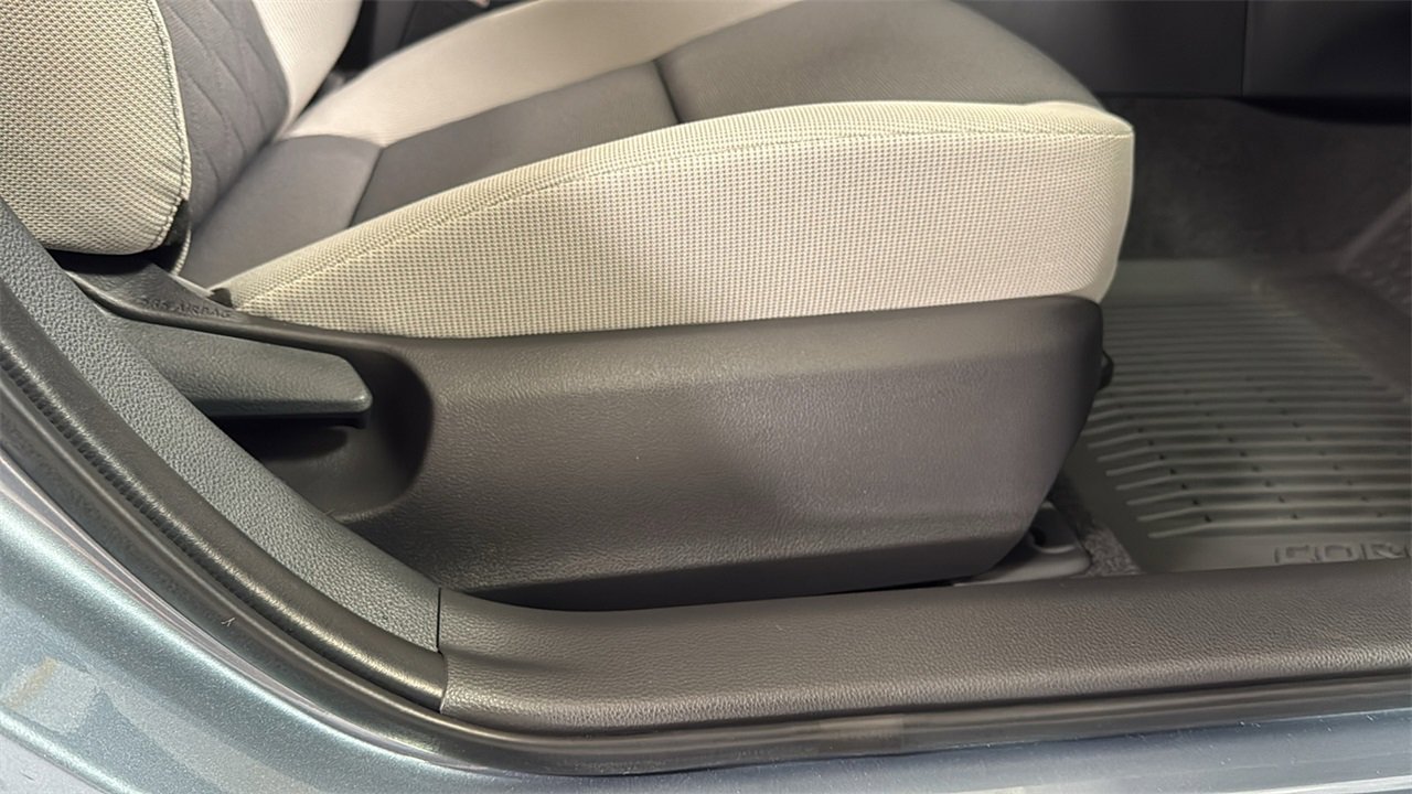 New 2025 Toyota Corolla LE image 20