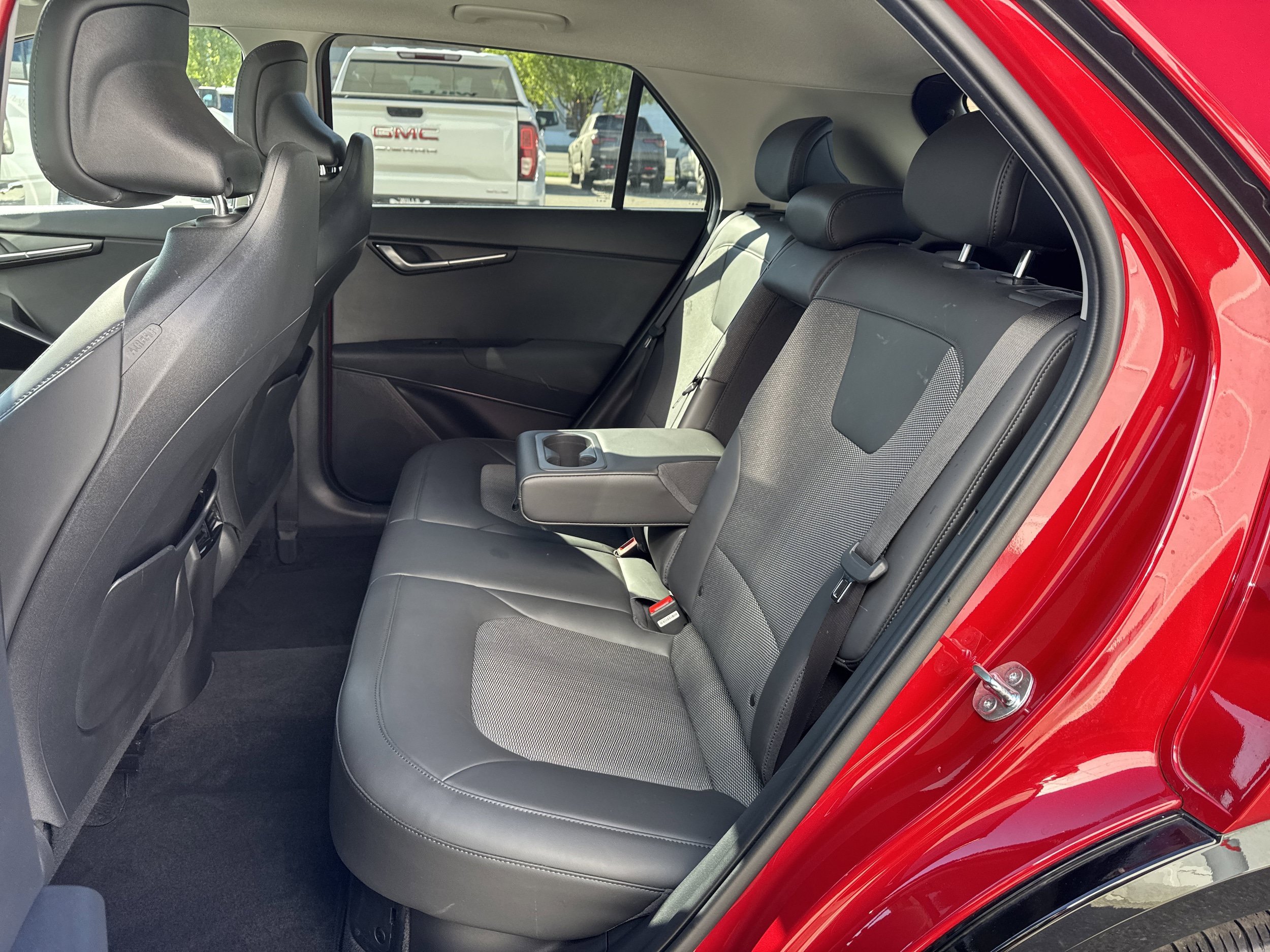 Used 2024 Kia Niro EX Touring FWD image 11