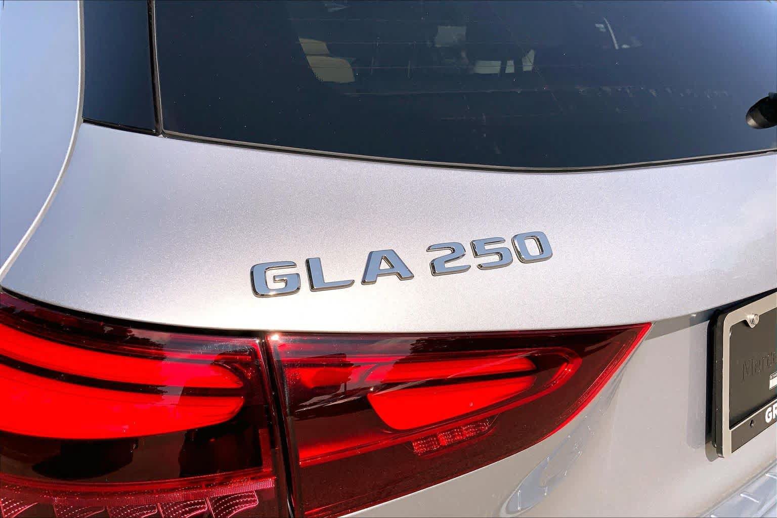 New 2026 Mercedes-Benz GLA 250 4MATIC image 19