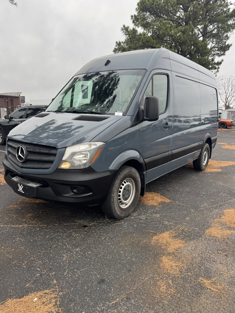 Used 2018 Mercedes-Benz Sprinter 2500 image 3