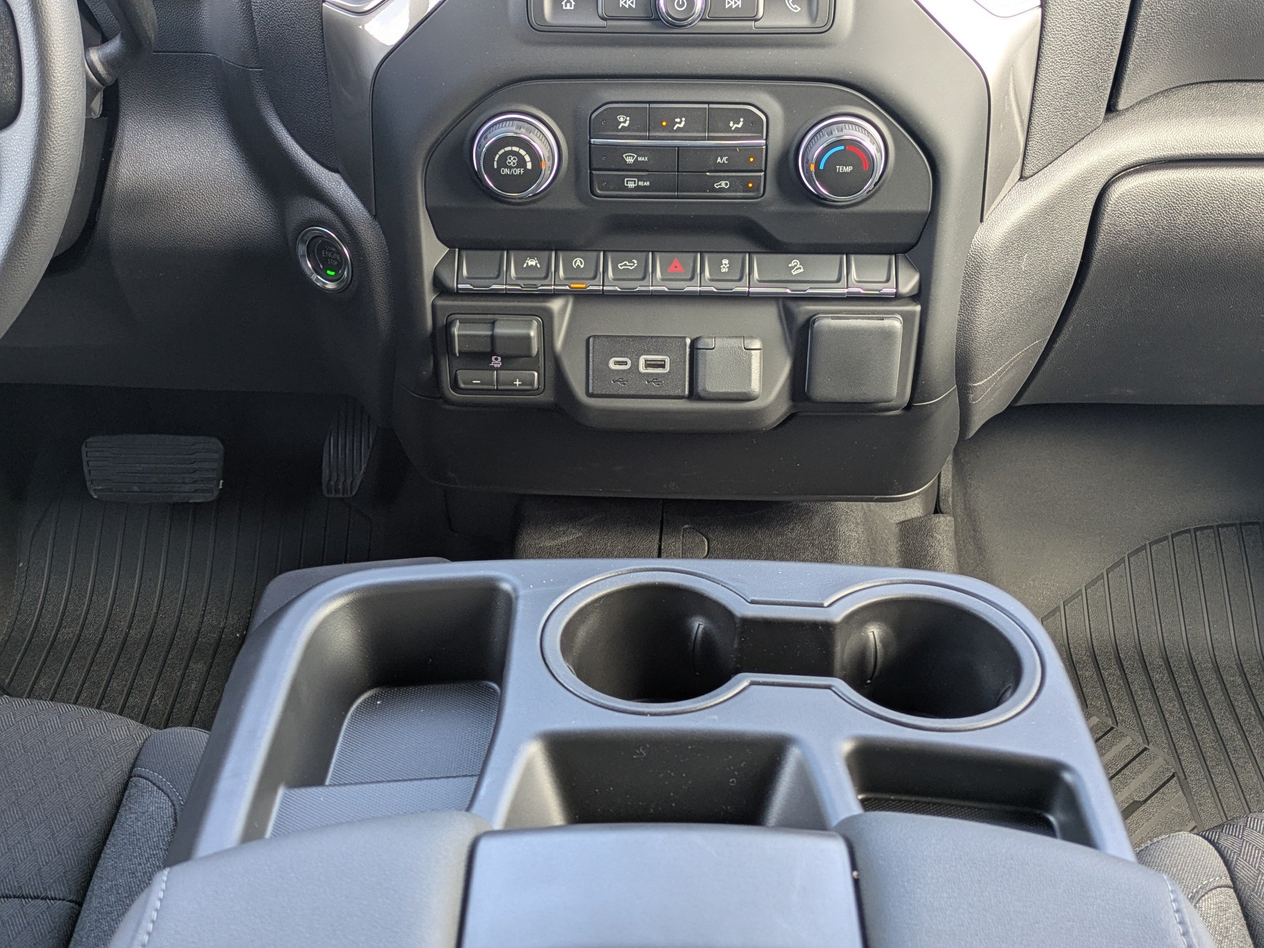 New 2026 Chevrolet Silverado 1500 Custom Trail Boss w/ LPO, Dark Essentials Package AWD/4WD image 19