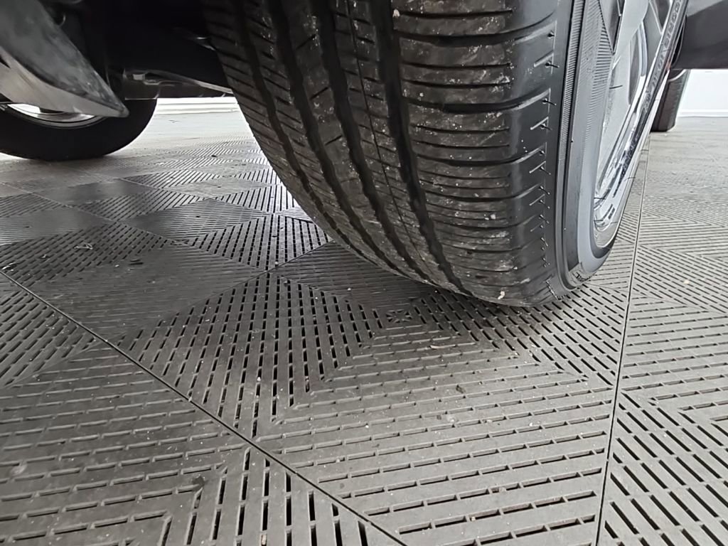 Used 2024 Subaru Ascent Premium w/ Convenience Package image 46