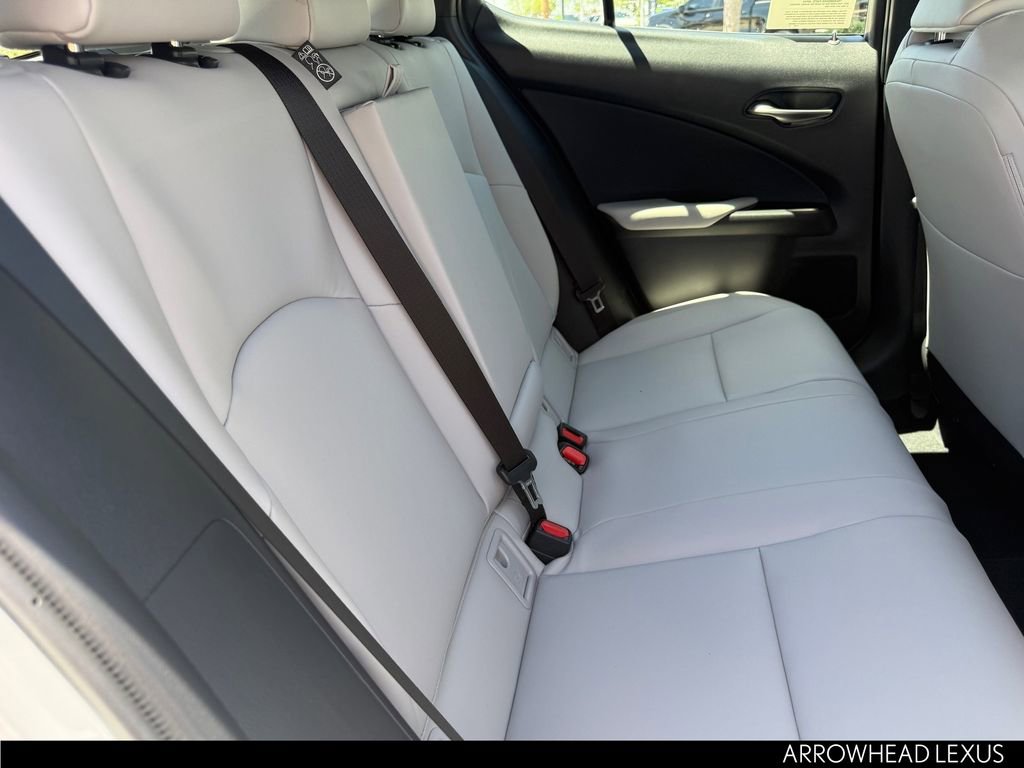 New 2026 Lexus UX 300h FWD image 30