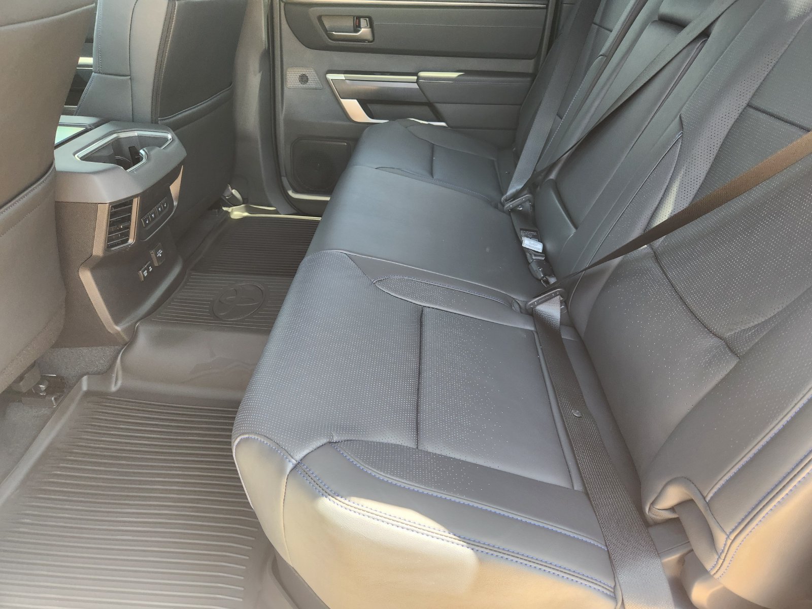 New 2026 Toyota Tundra Platinum AWD/4WD image 25