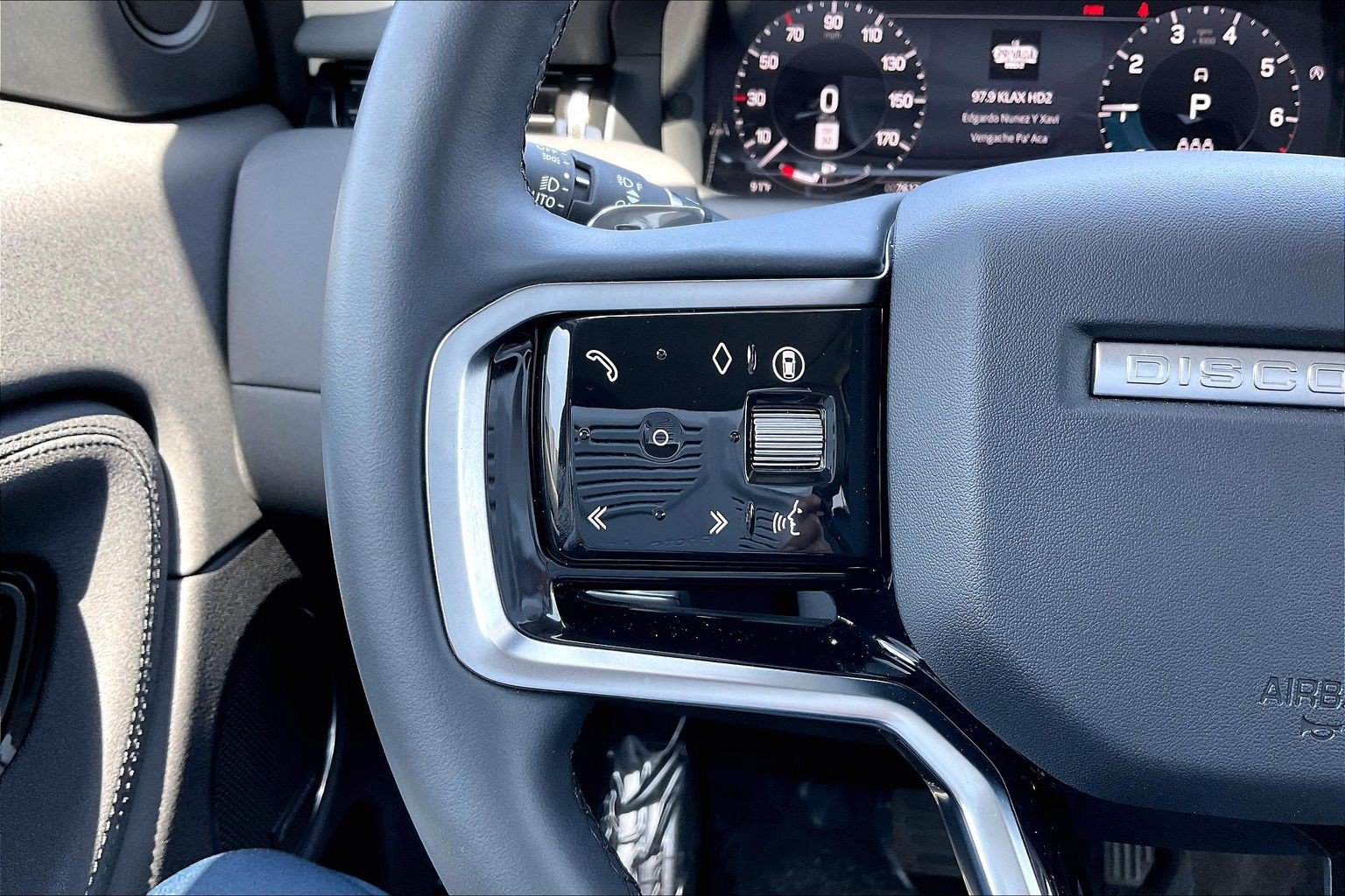 Certified 2025 Land Rover Discovery Sport S AWD/4WD image 22