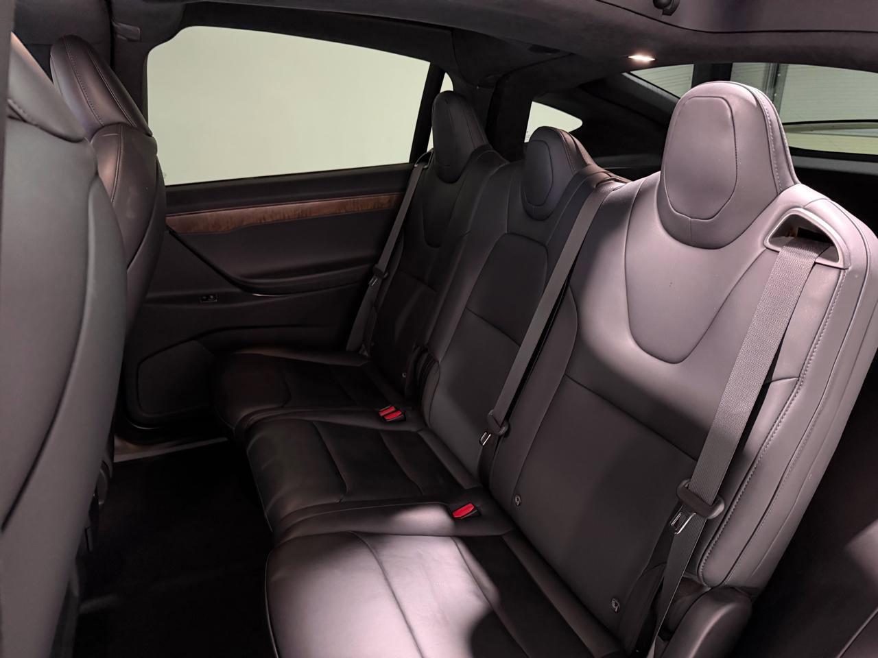 Used 2020 Tesla Model X Long Range image 12