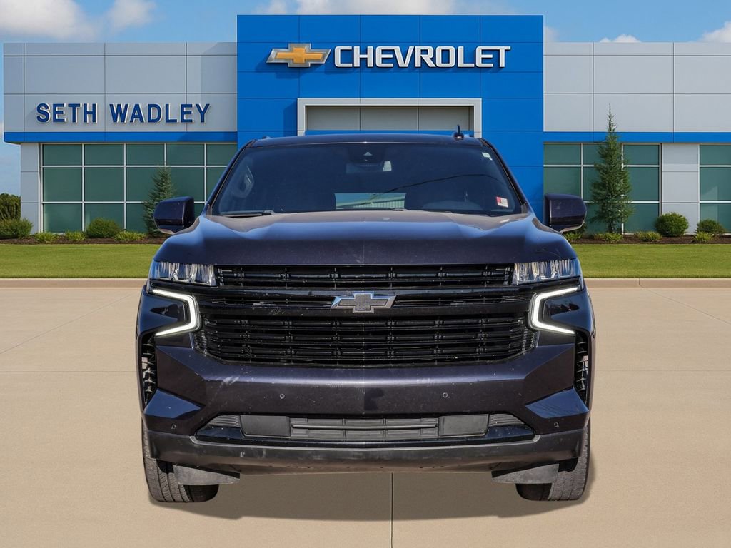 Used 2023 Chevrolet Suburban RST image 2