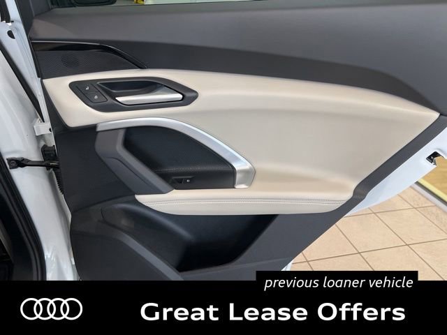 Used 2025 Audi Q5 Premium w/ Convenience Package AWD/4WD image 20