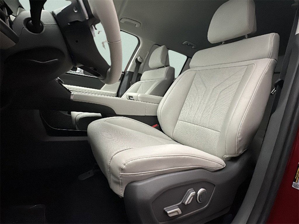 New 2026 Hyundai Santa Fe SEL image 13