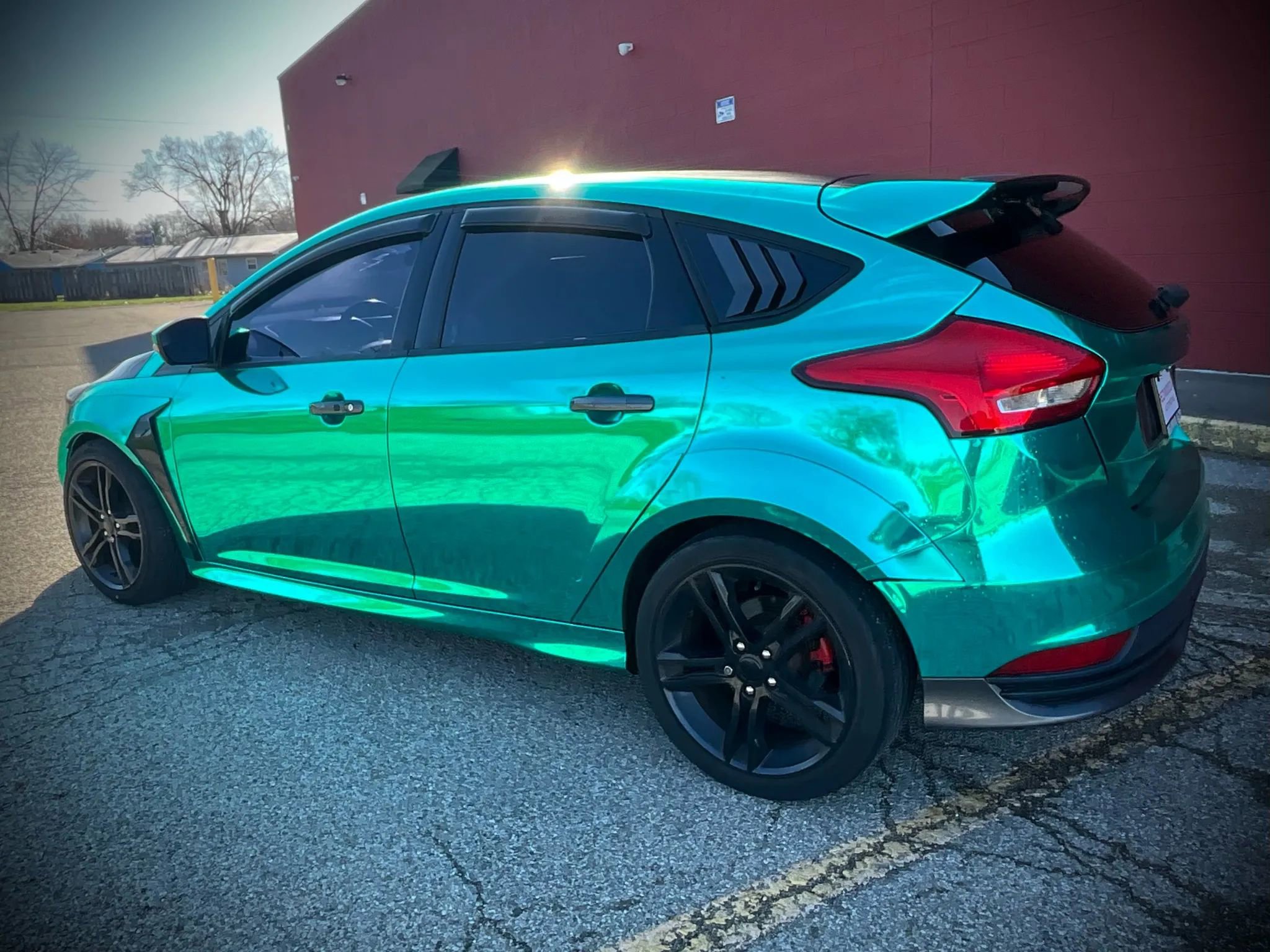 Used 2017 Ford Focus ST image 3