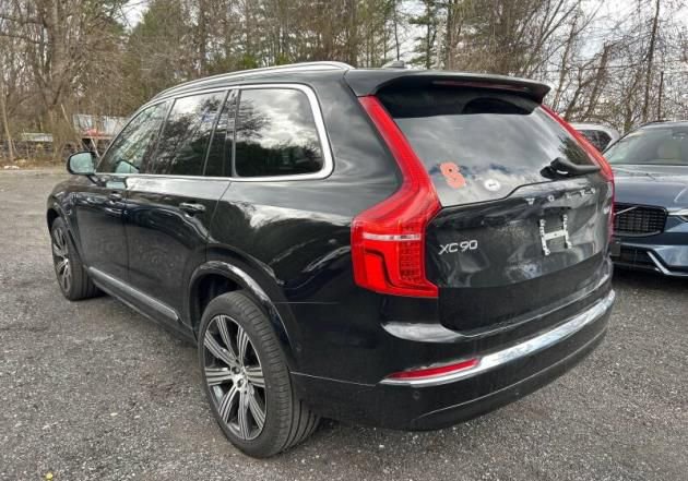 Used 2023 Volvo XC90 B6 Ultimate image 4