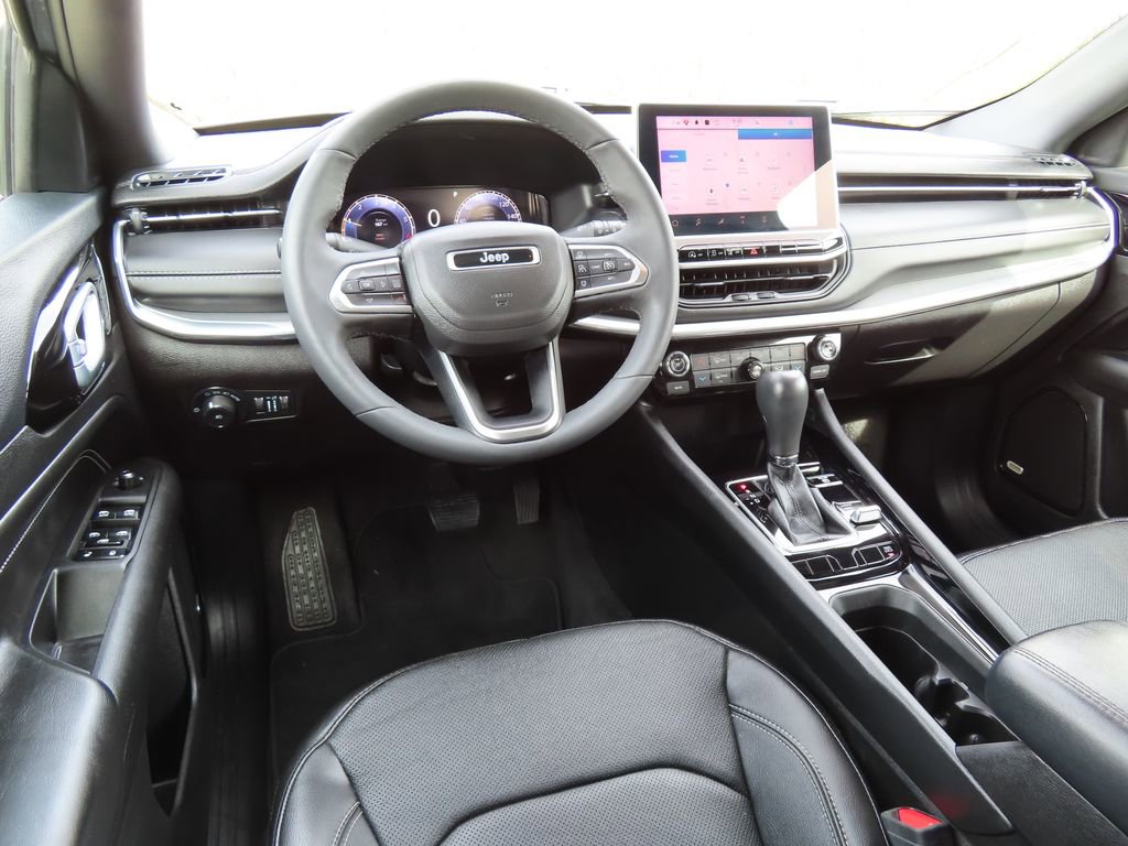 Used 2023 Jeep Compass High Altitude image 4