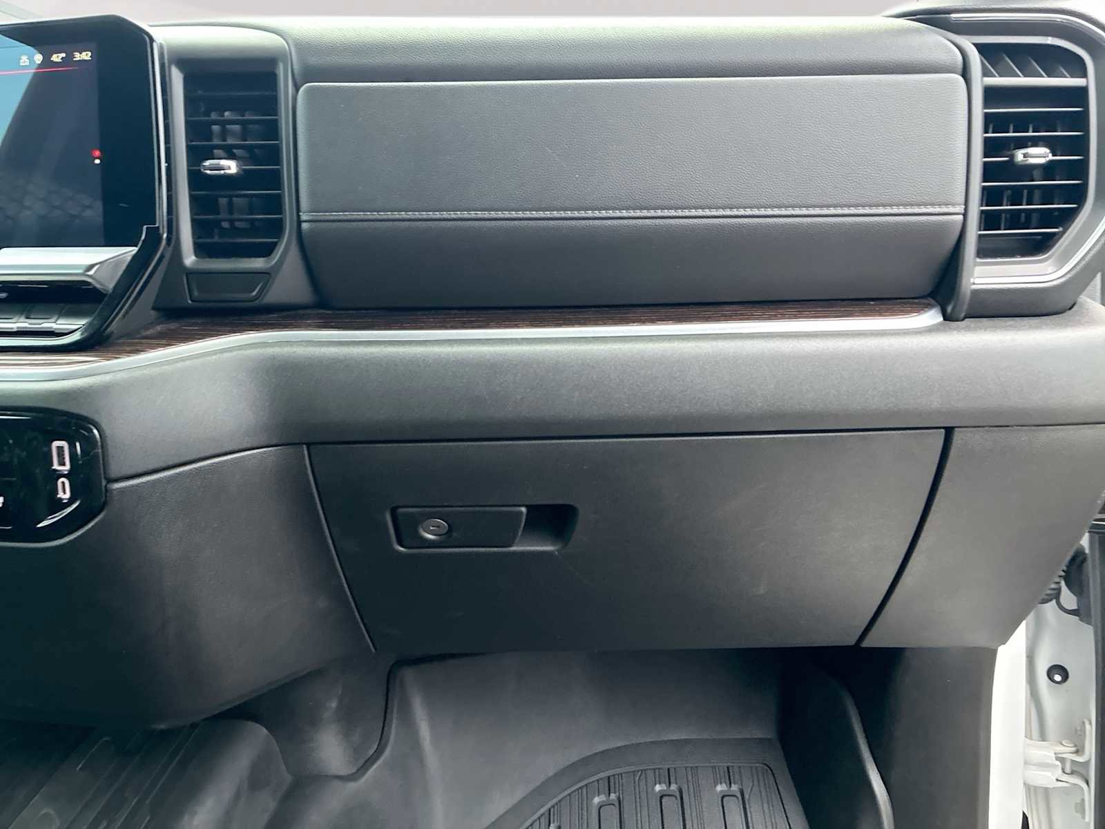 Certified 2023 GMC Sierra 1500 Elevation w/ LPO, Elevation Black Package image 28