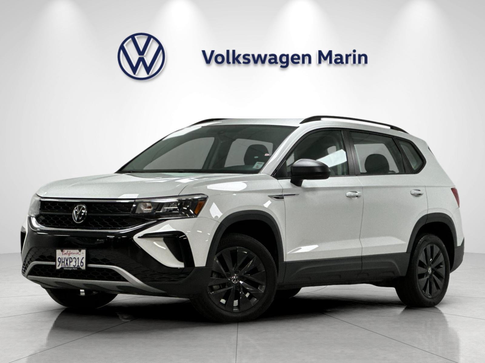 Used 2023 Volkswagen Taos S FWD image 1