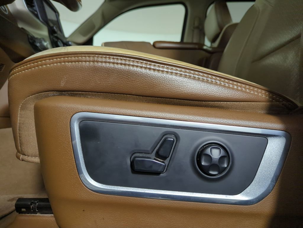 Used 2019 RAM 1500 Laramie image 25