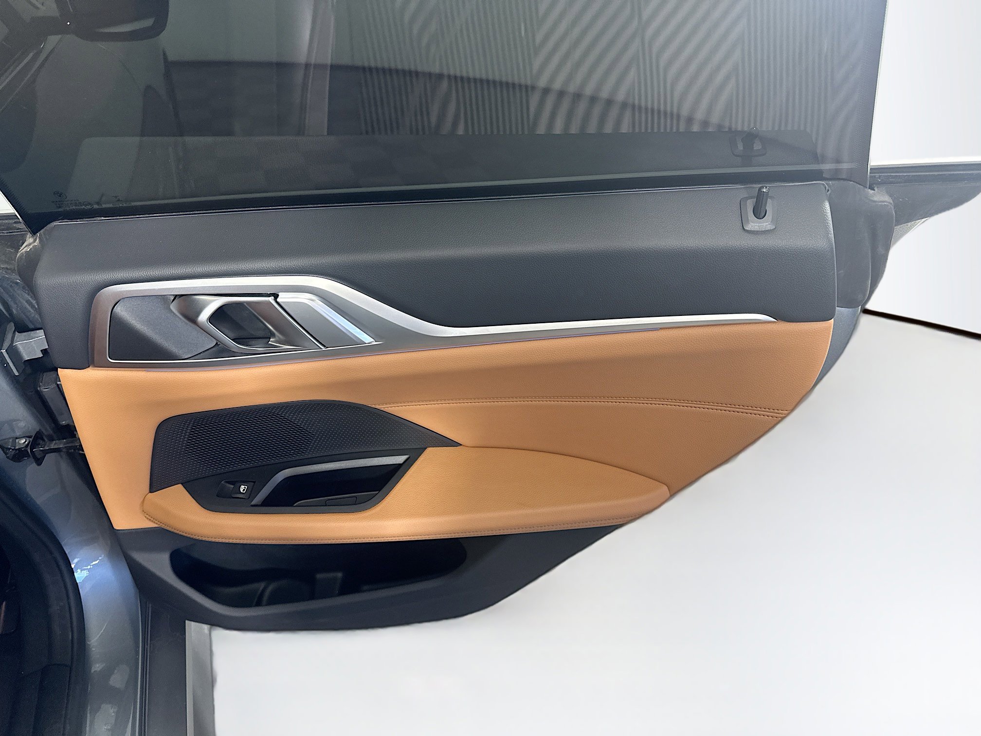 Used 2023 BMW i4 eDrive35 w/ Premium Package image 31