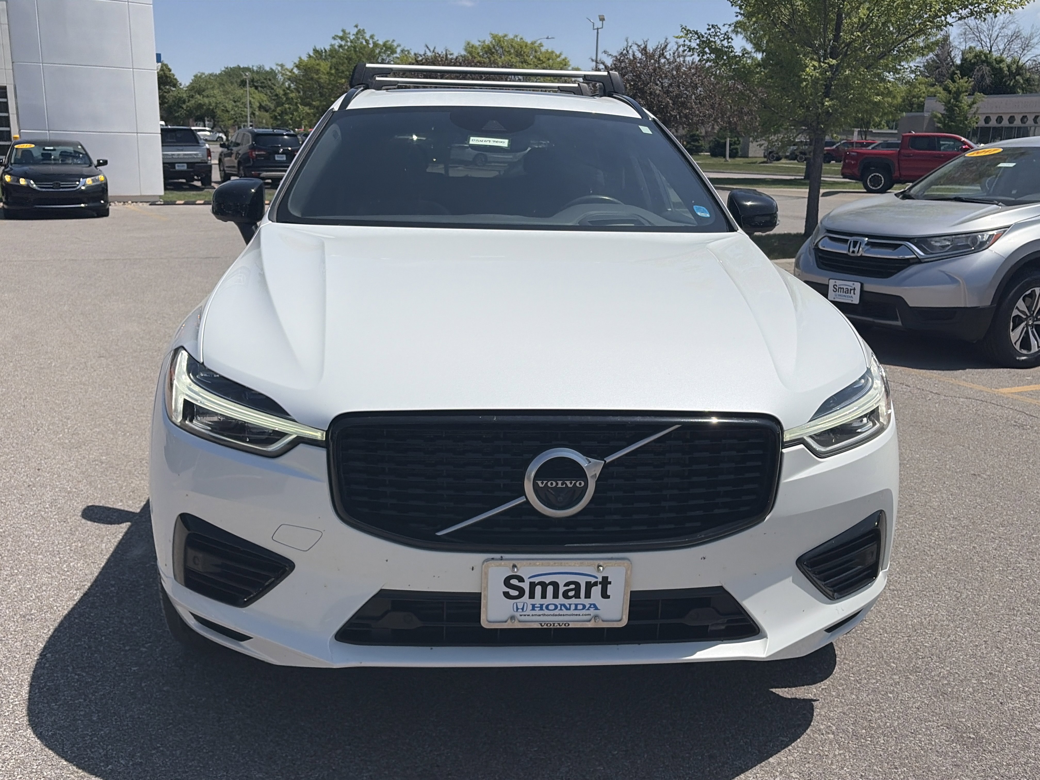Used 2021 Volvo XC60 T8 R-Design w/ Protection Package Premier AWD/4WD image 2