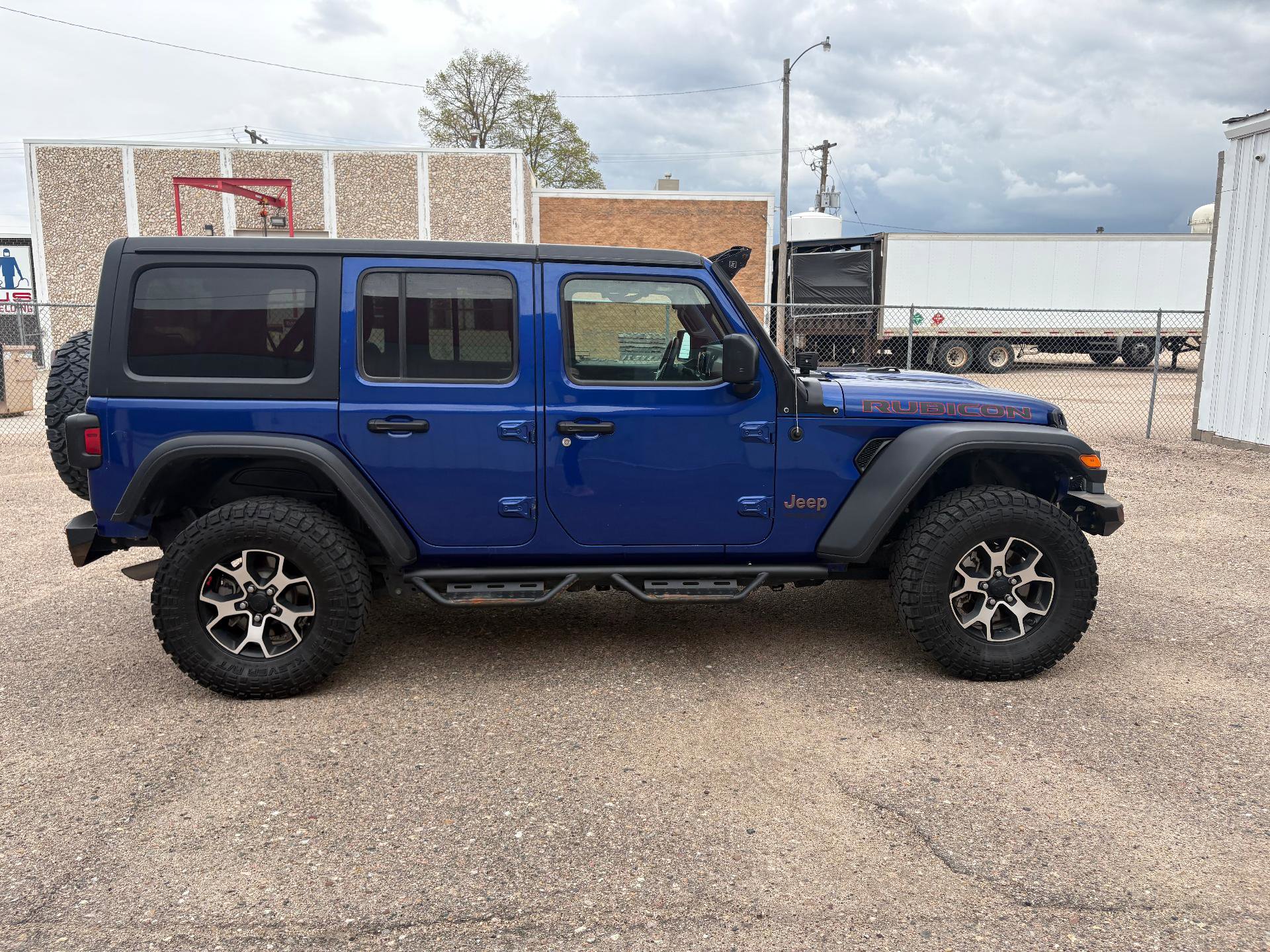 Used 2020 Jeep Wrangler Unlimited Rubicon w/ Cold Weather Group image 8