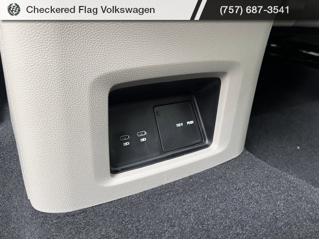 New 2025 Volkswagen Atlas SE image 56