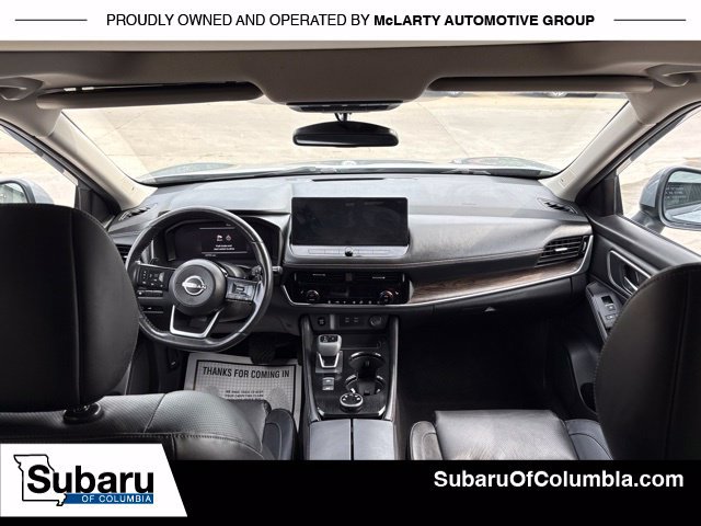 Used 2024 Nissan Rogue Platinum AWD/4WD image 18