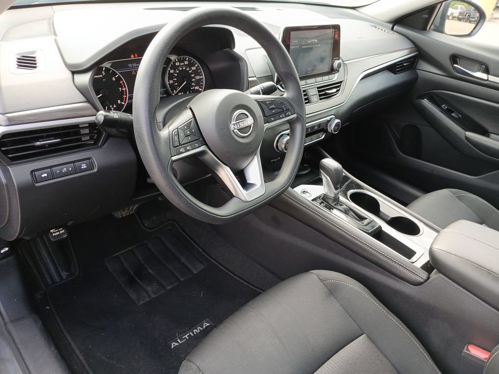 Used 2023 Nissan Altima 2.5 SV FWD image 10