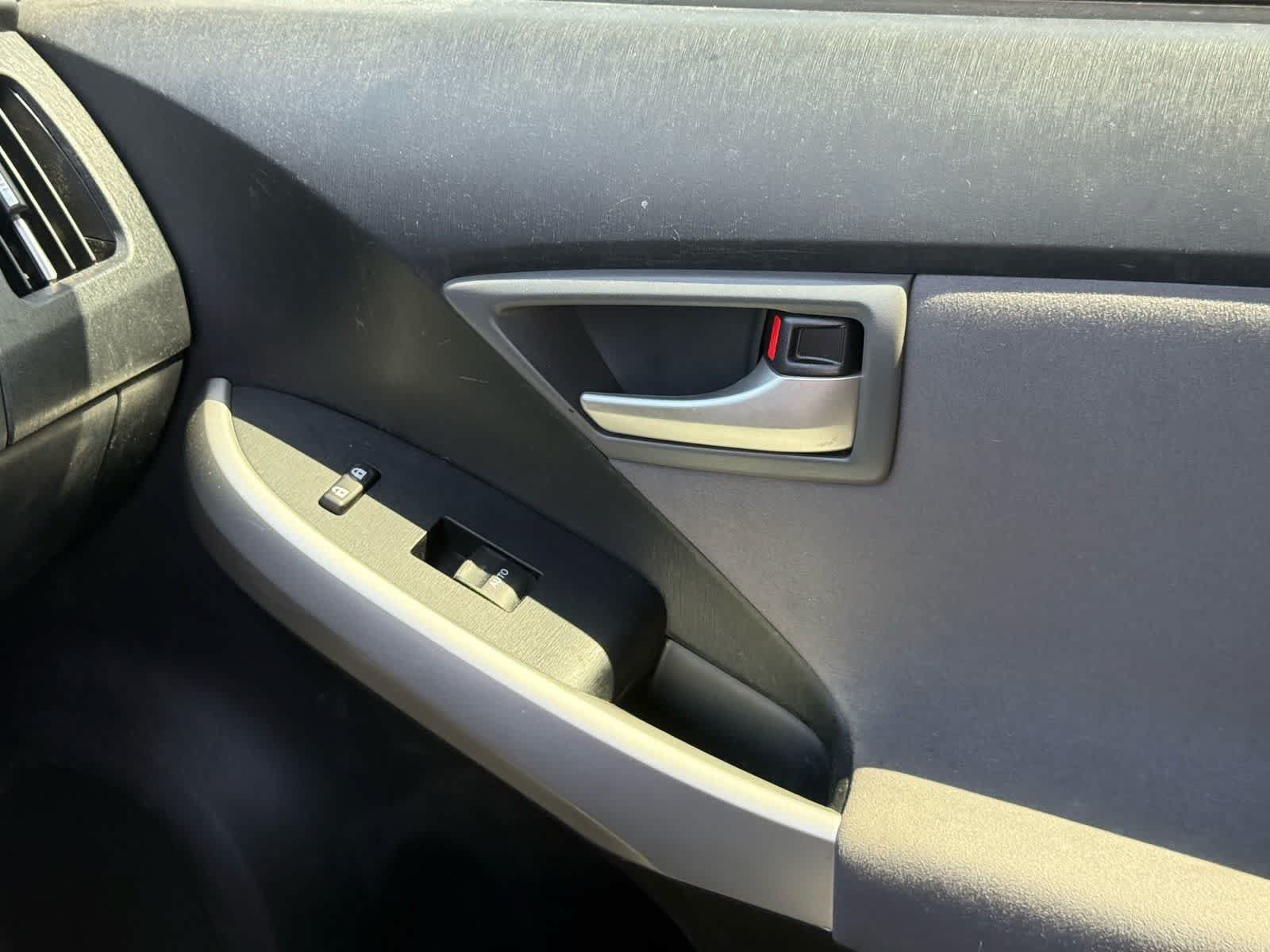 Used 2015 Toyota Prius Two FWD image 23