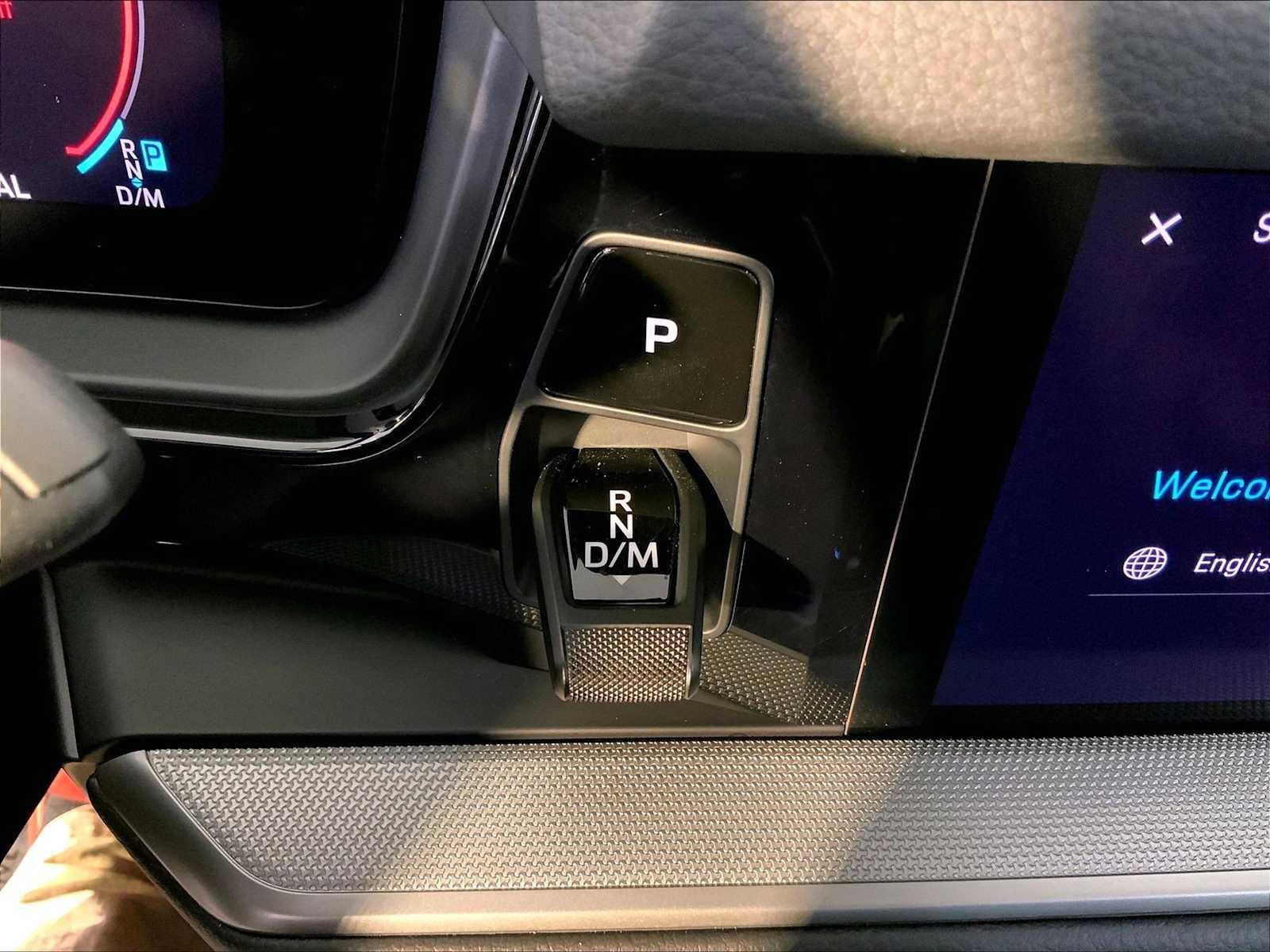 Certified 2025 Porsche Cayenne image 17