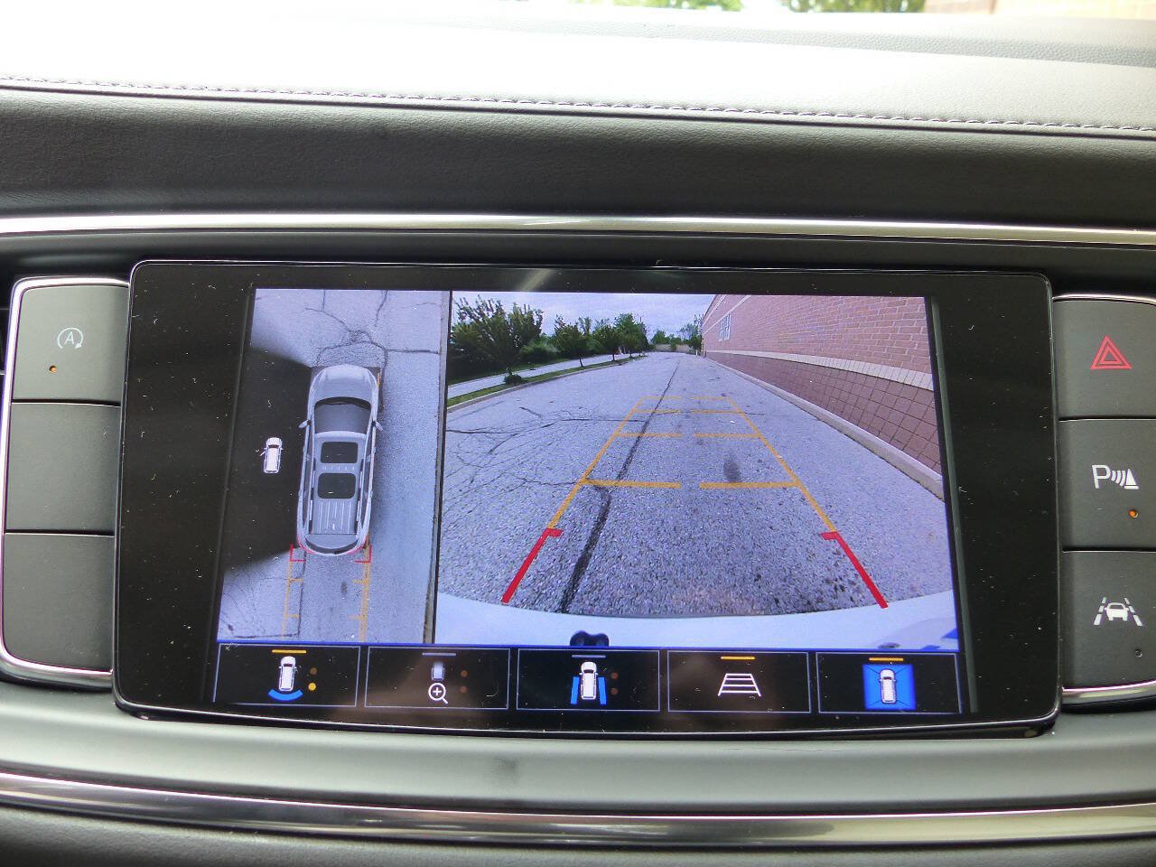 Used 2022 Buick Enclave Premium w/ Surround and Sites Package FWD image 34