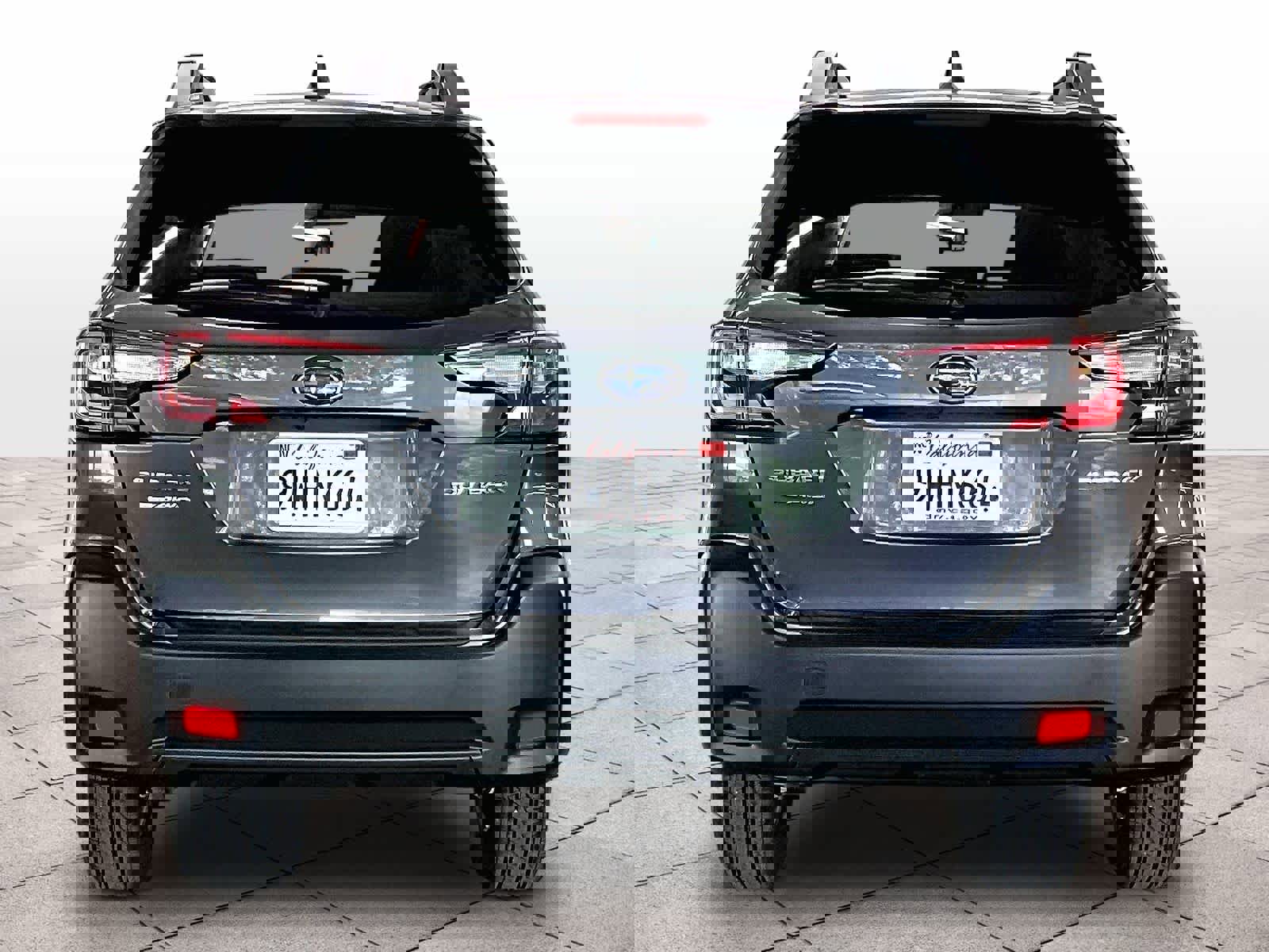 Used 2025 Subaru Outback Premium AWD/4WD image 6