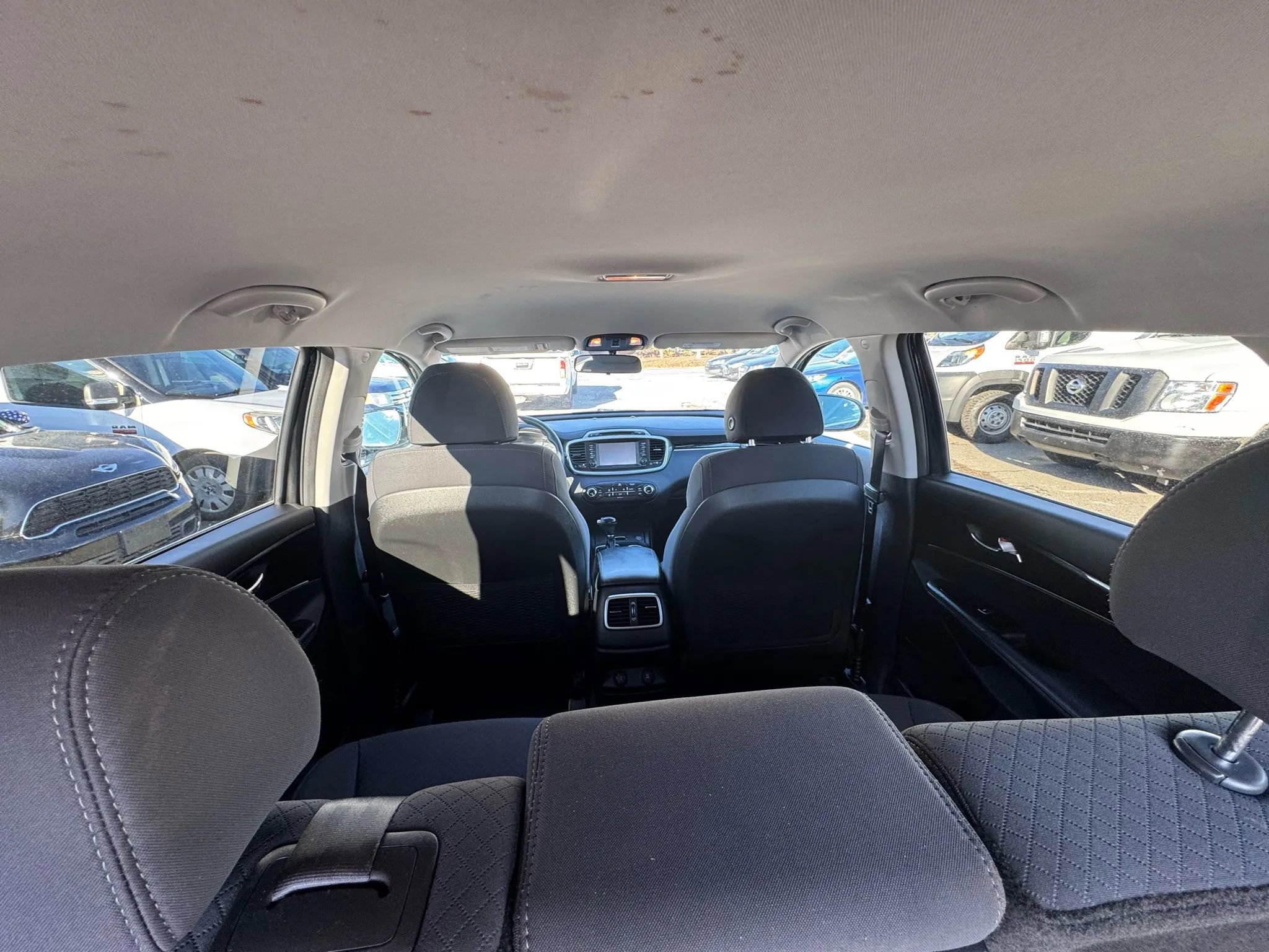 Used 2018 Kia Sorento LX Sport Utility 4D image 11