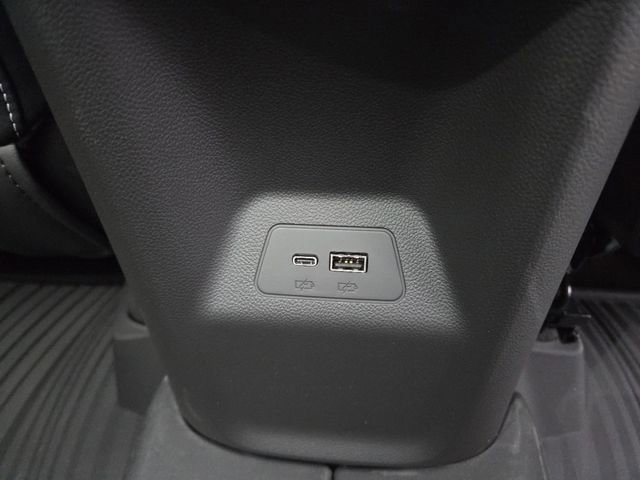 New 2026 Buick Envision Sport Touring image 18