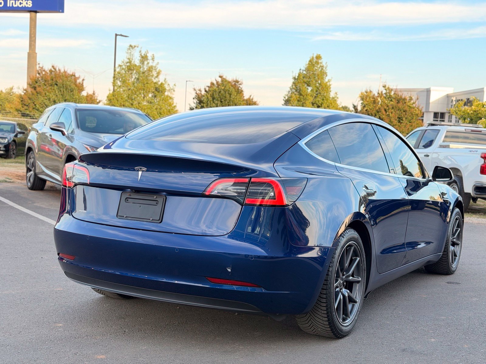 Used 2020 Tesla Model 3 Standard Range Plus RWD image 11